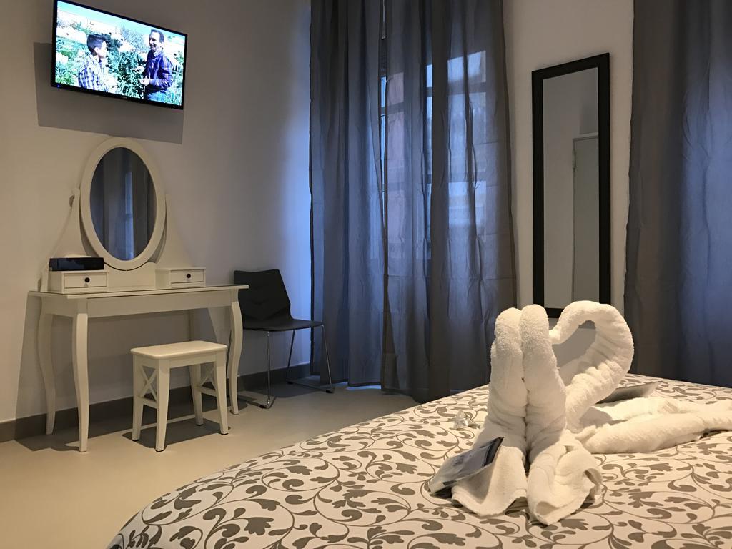 Pension Las Setas Sevilla Dış mekan fotoğraf