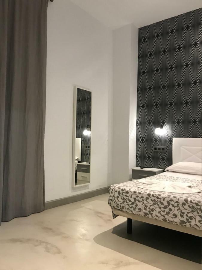 Pension Las Setas Sevilla Dış mekan fotoğraf
